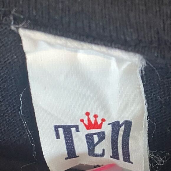 The Black Eye Peas Casual Cotton Graphic T Shirt - Picture 3 of 6